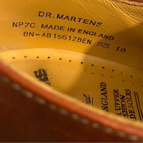 Vintage Dr. Martens Made in England 1561 Oxfords UK Size 10 US 11 - Picture 9 of 10